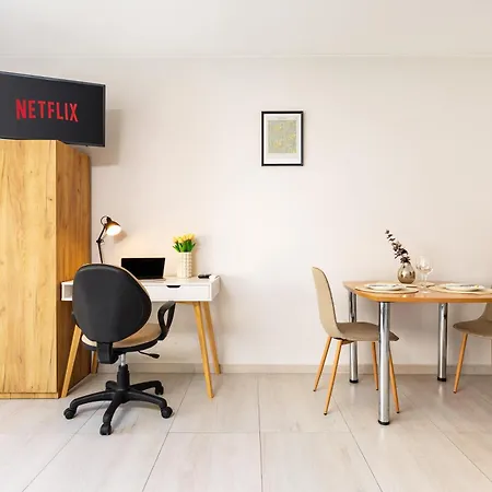 'ozi' Quite Place In Perfect Center *