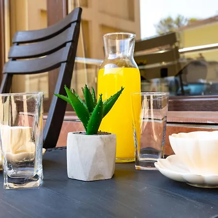 'ozi' Quite Place In Perfect Center Φιλιππούπολη