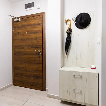 Apartment 'ozi' Quite Place In Perfect Center