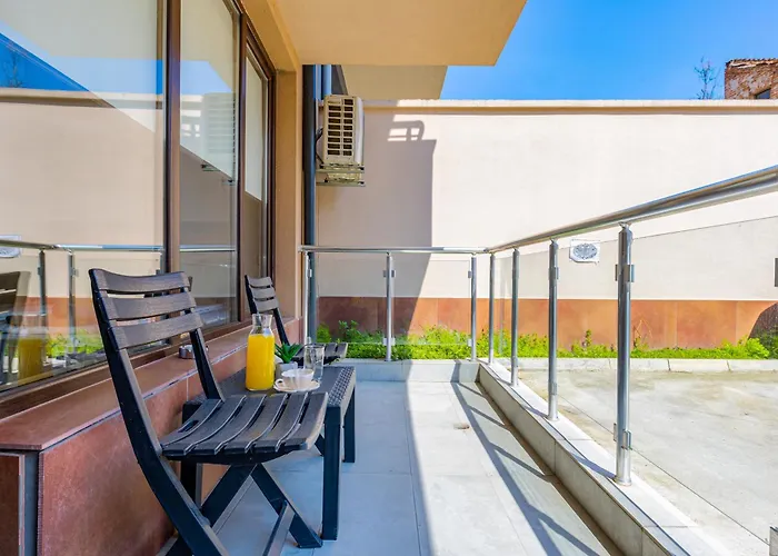 Апартаменты 'ozi' Quite Place In Perfect Center *