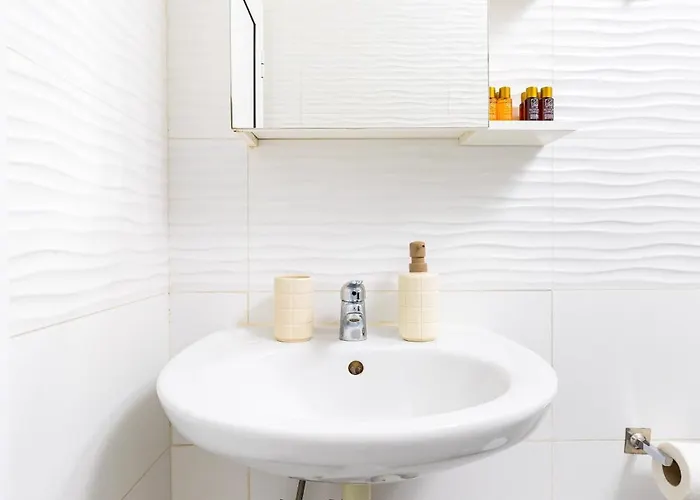 'ozi' Quite Place In Perfect Center Апартаменты